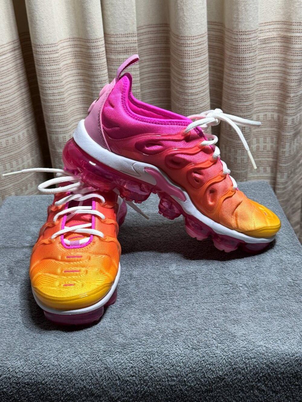 Like New - Nike Wmns Air VaporMax Plus 'Summer Sunset'